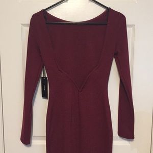Lulu’s backless long sleeve midi dress